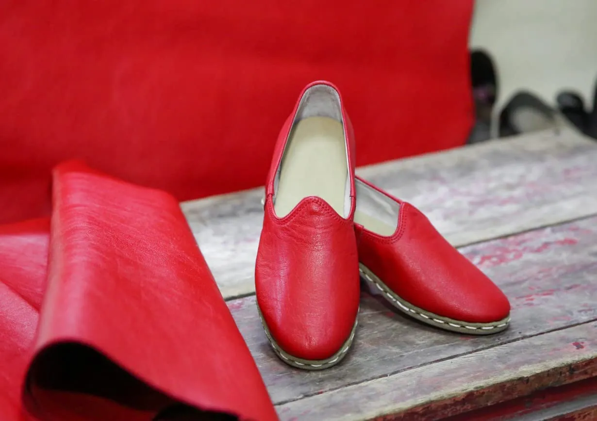 Authentic 100% Handmade Genuine Leather Women's Turkish Carik Slippers - Lightweight - Breathable (7.5, Camel Nubuck)