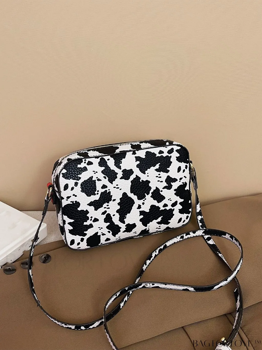 BagForLove - Leopard Print PU Square Bag with Zipper - Compact and Stylish
