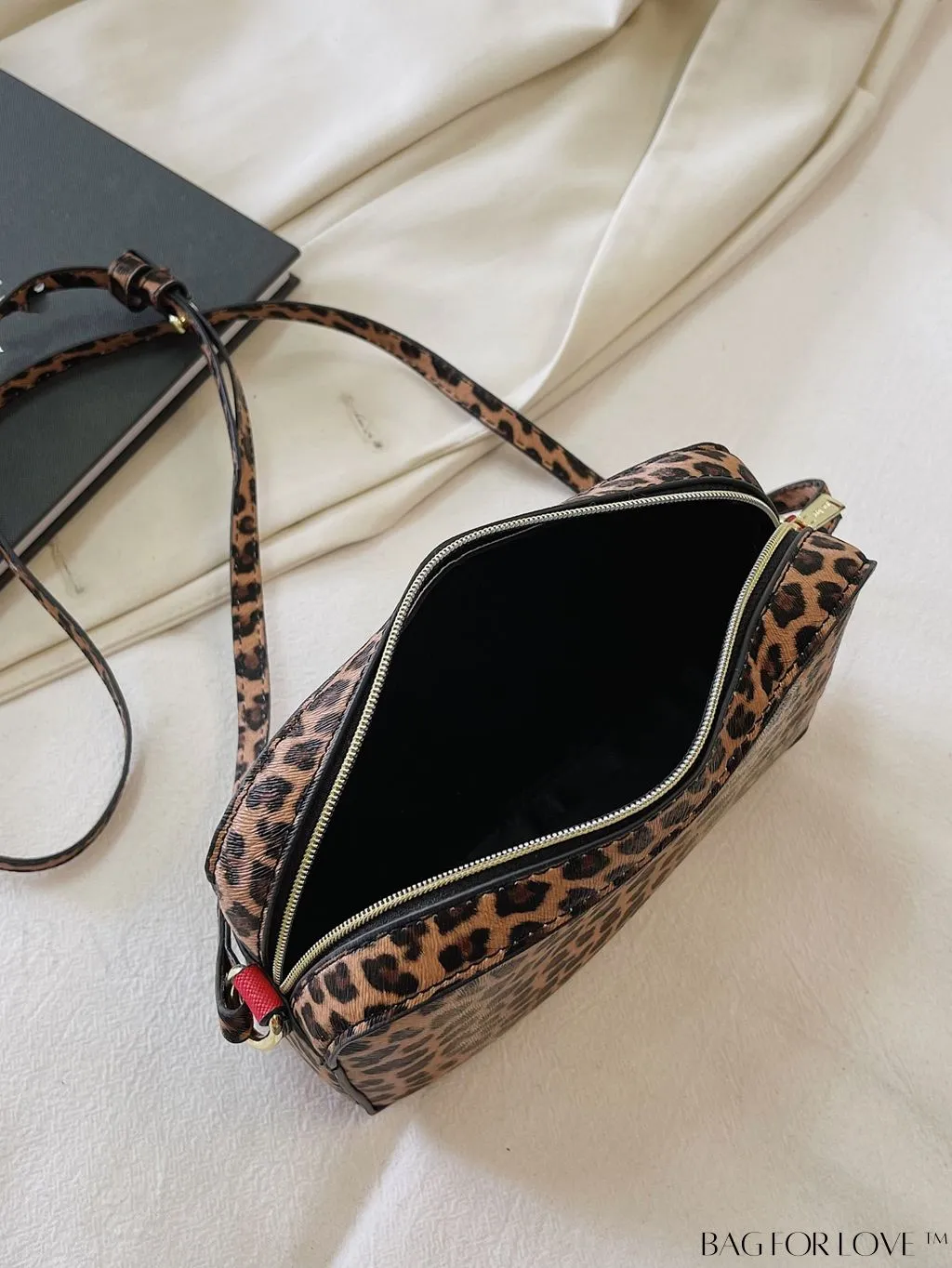 BagForLove - Leopard Print PU Square Bag with Zipper - Compact and Stylish