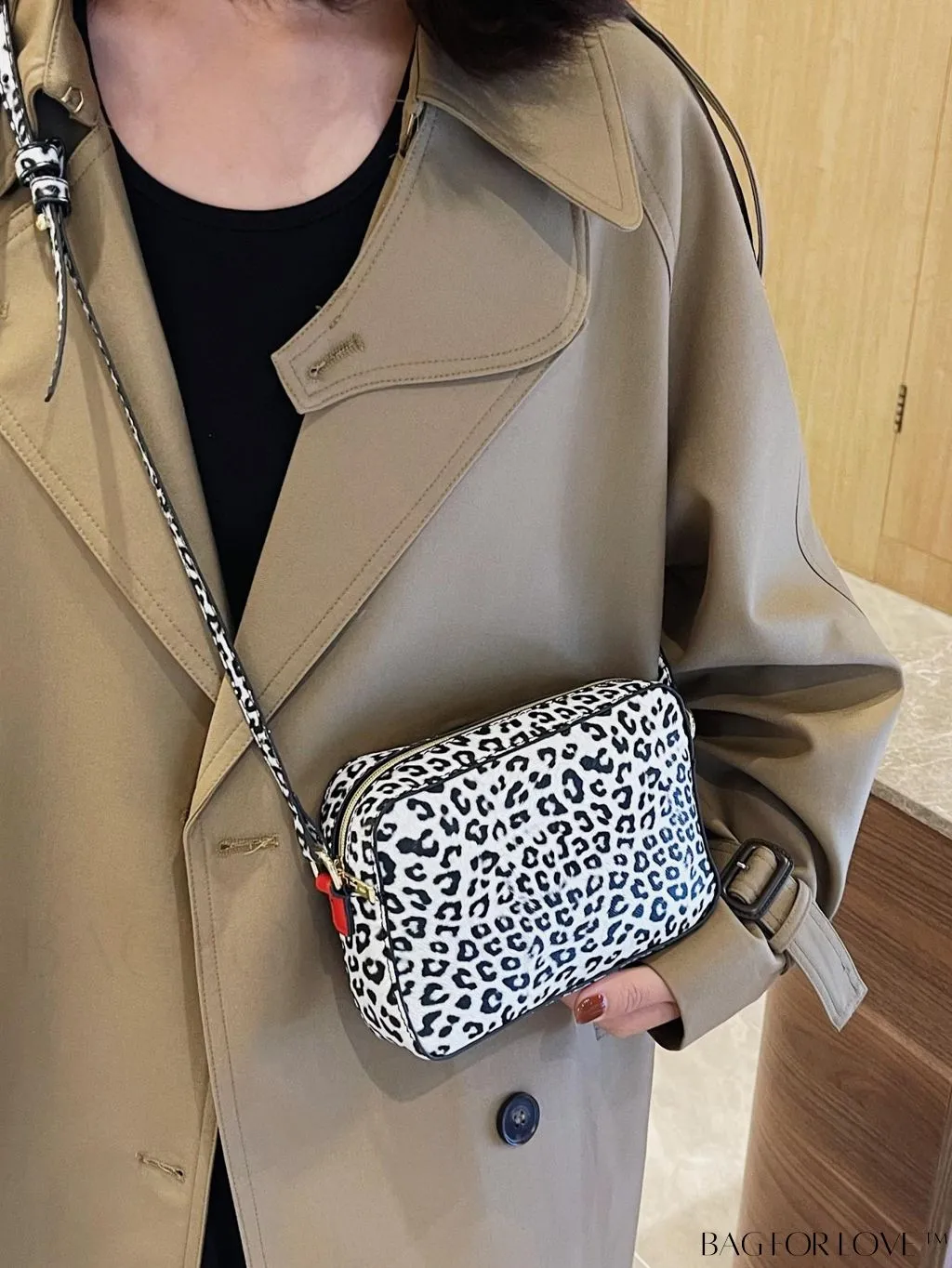 BagForLove - Leopard Print PU Square Bag with Zipper - Compact and Stylish