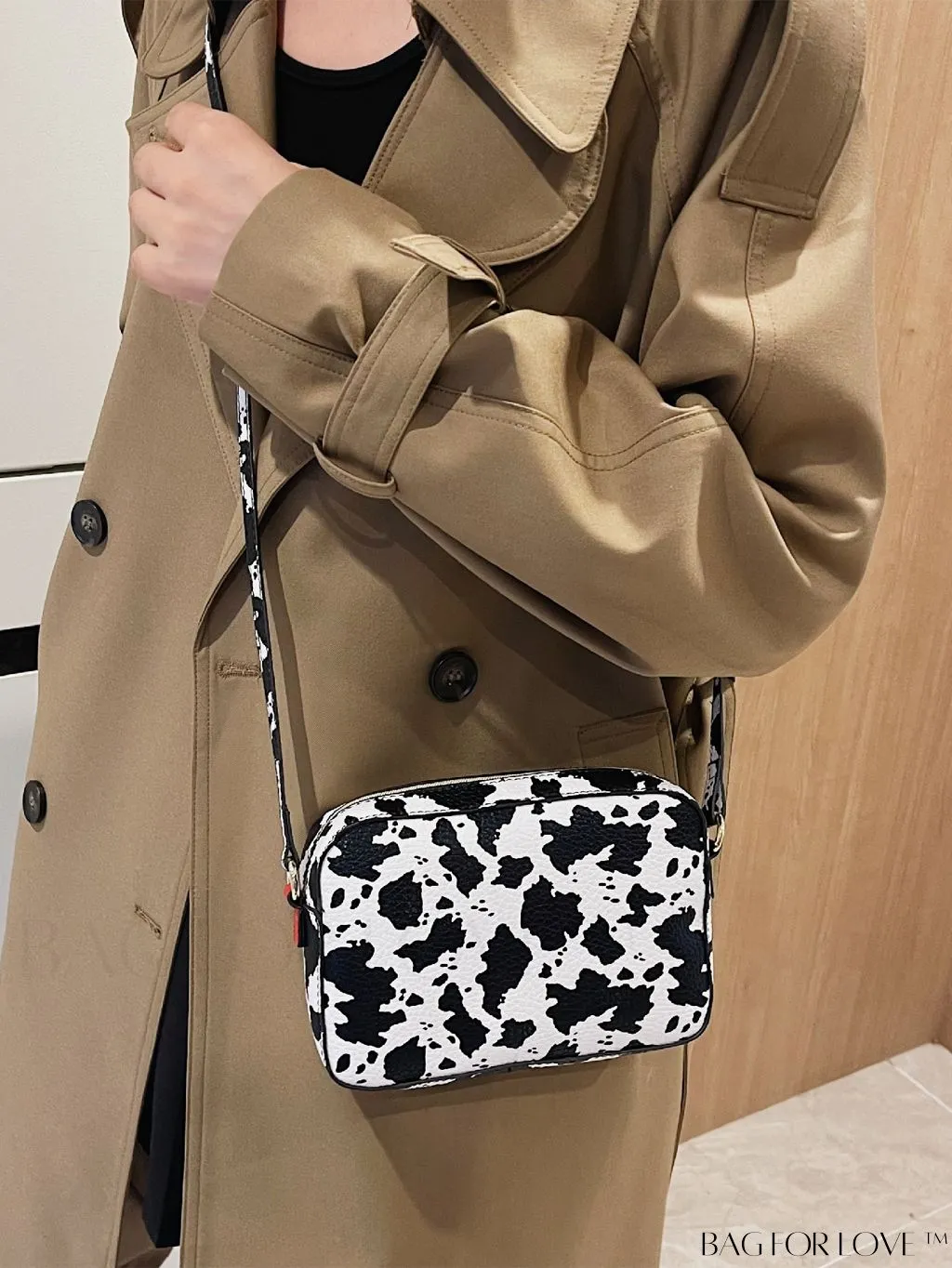 BagForLove - Leopard Print PU Square Bag with Zipper - Compact and Stylish