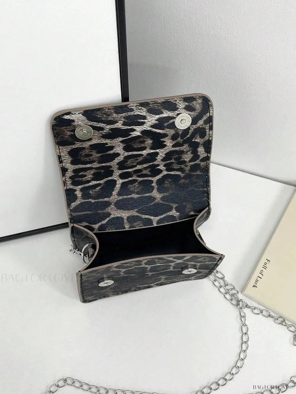 BagForLove - Trendy Flap Chain Shoulder Handbag for Ladies