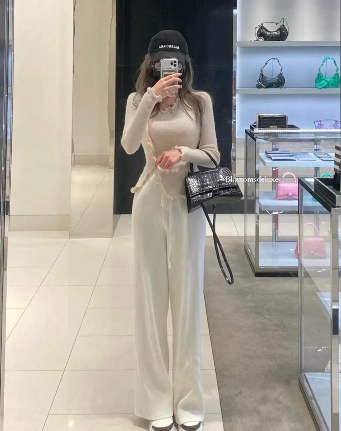 BALENCIAGA BAG (17)