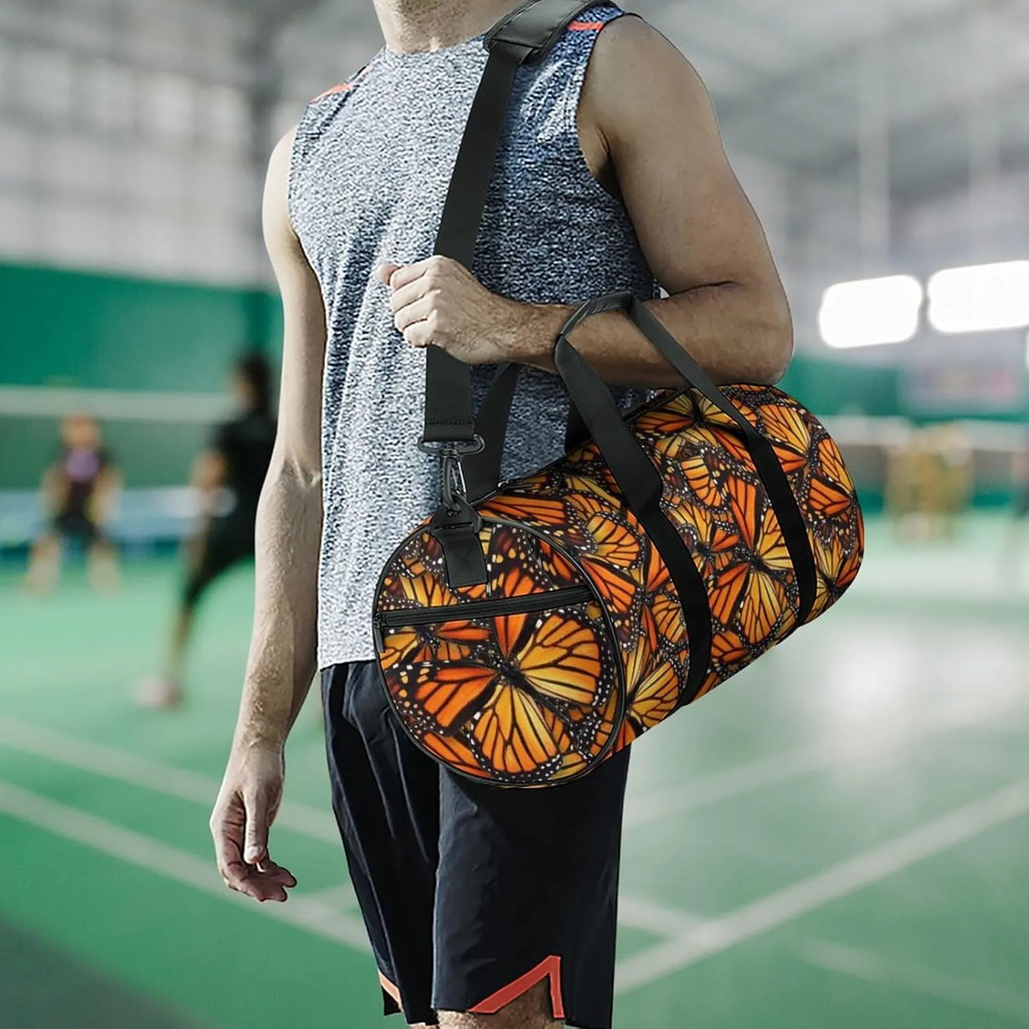 Beautiful Monarch Butterfly Large Capacity Cylindrical Fitness Bag, Hand-held Fitness Bag