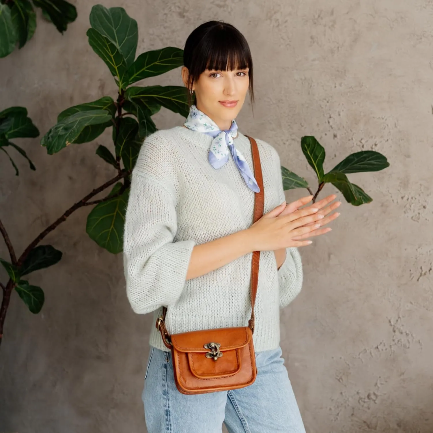 BERLINER BAGS Vintage Genuine Leather Shoulder Bag Helena, Small Crossbody Bag, Handbag for Women - Brown