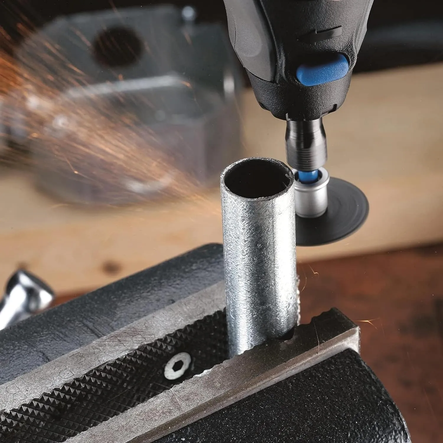 Dremel EZ456B 1 1/2-Inch EZ Lock Rotary Tool Cut-Off Wheels- Rotary Tool Cutting Accessories, Perfect for Slicing Sheet Metal and Copper Pipe, 12 Pieces