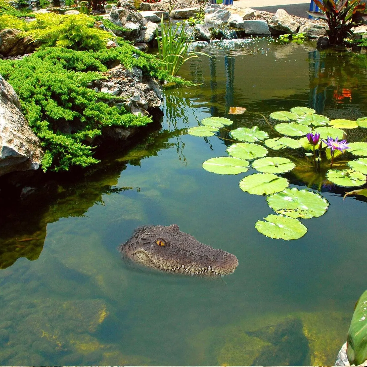 FAMKIT Floating Crocodile Head Detailed Fake Alligator Head for Pond Protection Decoration