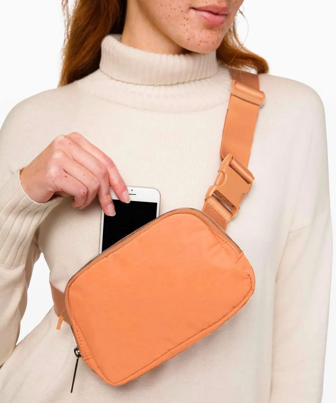Fanny Pack Cross Body Bag Small Crossbody Bags for Women Men Trendy Nylon Waterproof Mini Purse Travel Running Belt Bag Lulu Dupes Bum Hip Chest Waist Pack Side Bag Must Have Dark Blue