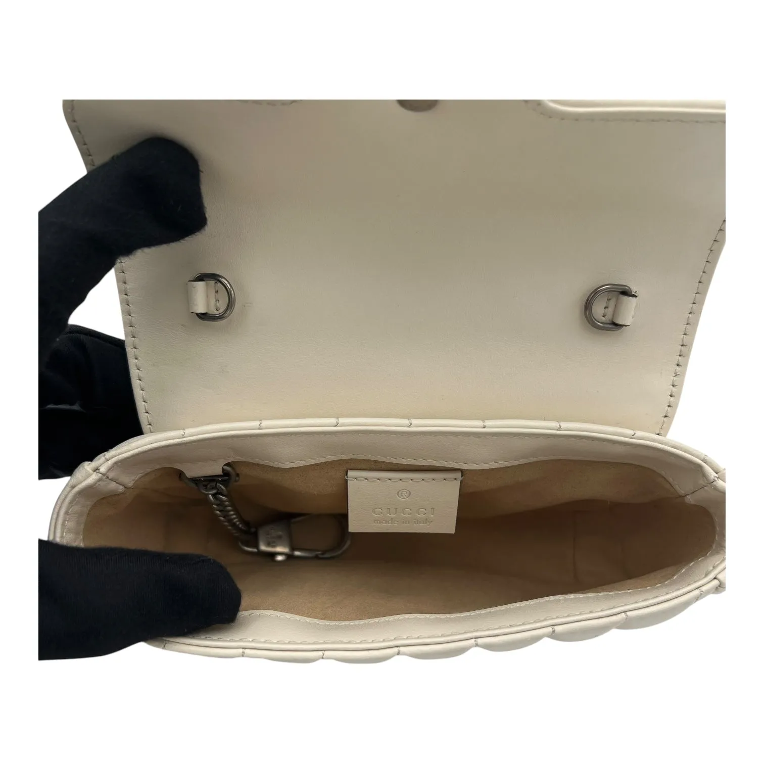 GG Marmont Super Mini White Crossbody Bag in Calfskin, Silver hardware