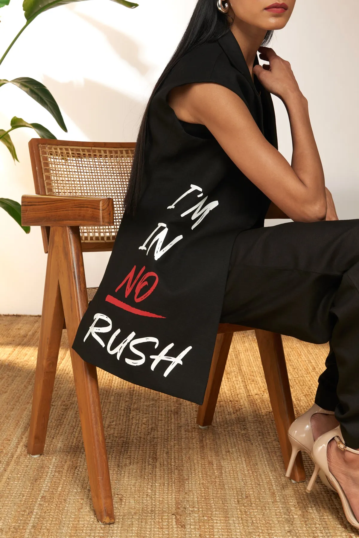 I'M IN NO RUSH SLOGAN BLAZER