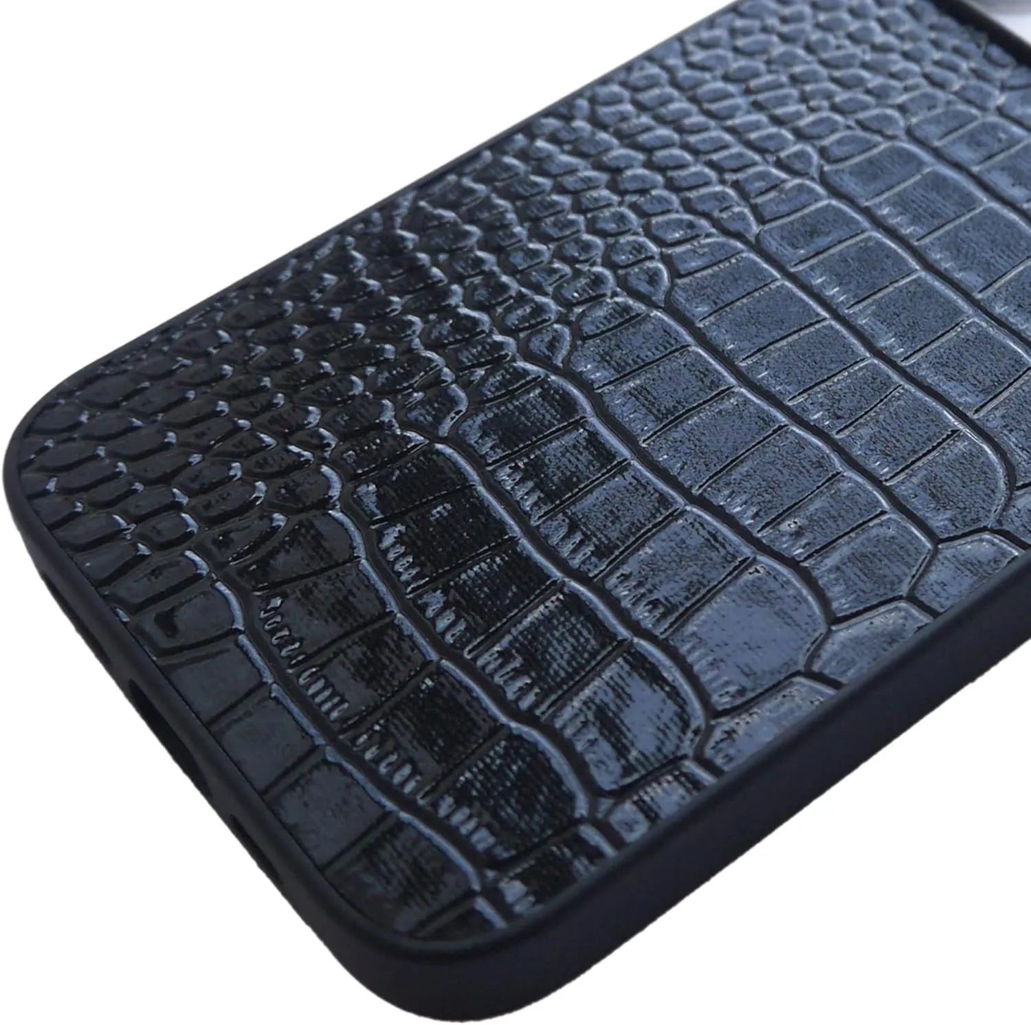iPhone 11 Case for Women, Crocodile Synthetic Patent Leather Cover, Classic Fashion for iPhone11 6.1 inch - Black
