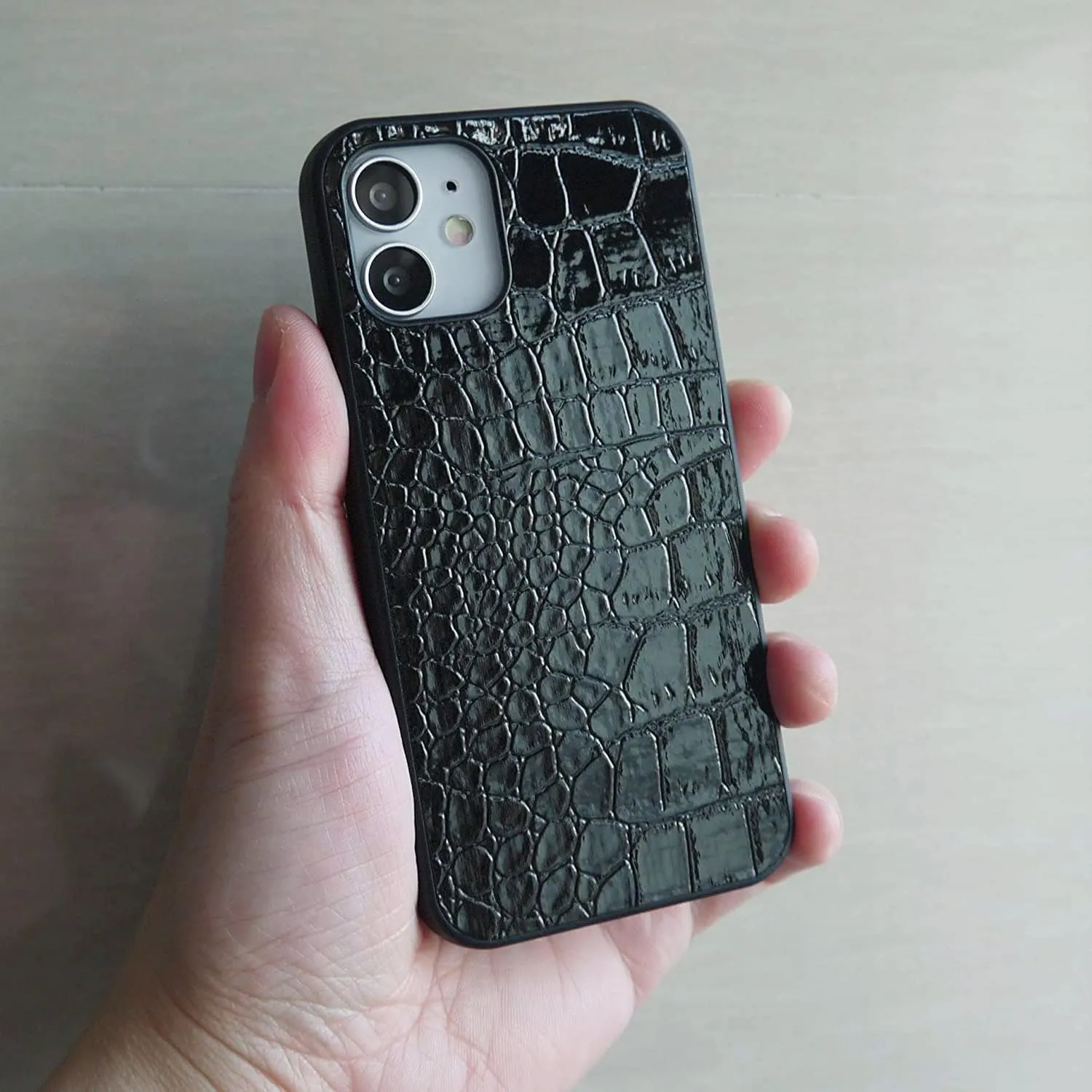 iPhone 11 Case for Women, Crocodile Synthetic Patent Leather Cover, Classic Fashion for iPhone11 6.1 inch - Black