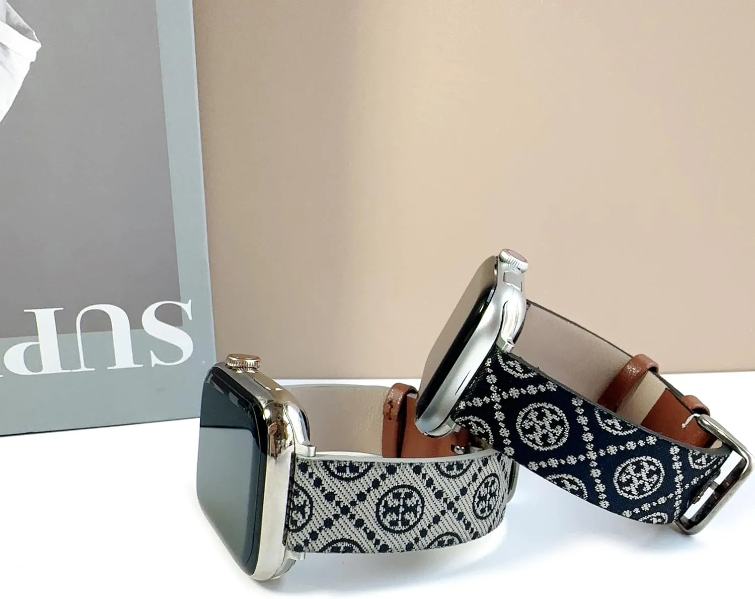 Luxury Soft Designer Leather Band Compatible with Apple Watch Series Ultra 8 7 6 5 4 3 2 1 SE, 38mm 40mm 41mm 42mm 44mm 45mm 49mm Single Tour for Women and Men