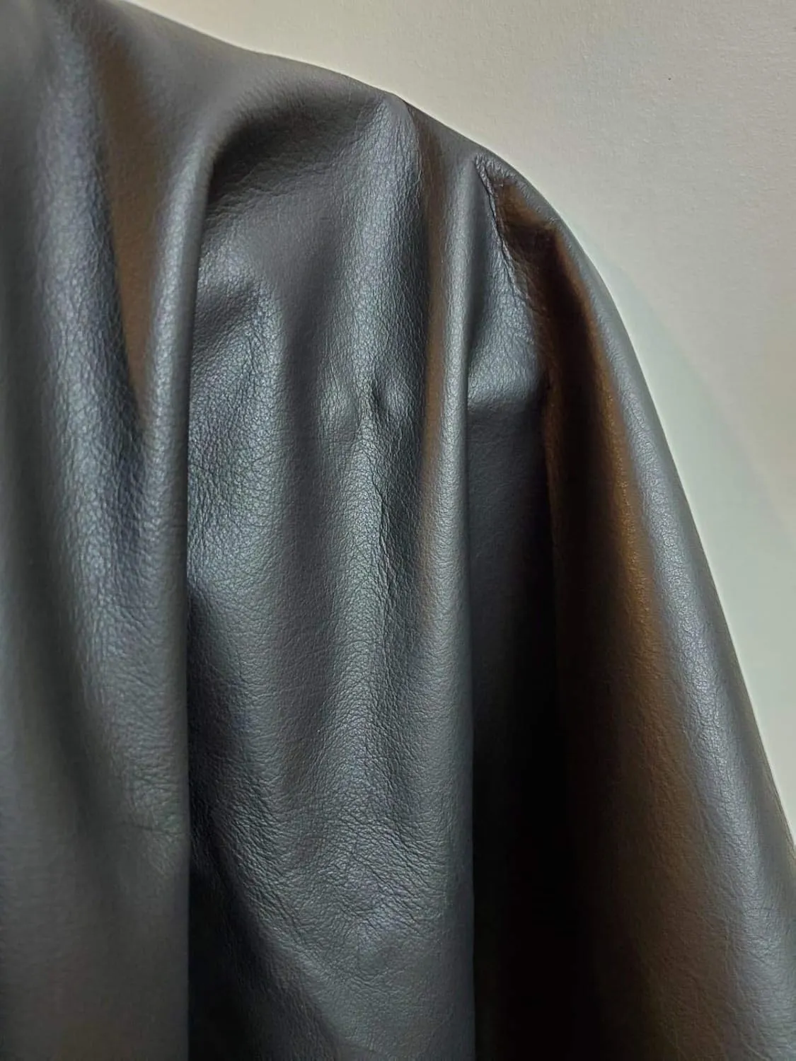 NAT Leathers Black Fullgrain Smooth Nappa Soft Upholstery Chap Cowhide 2.0 oz Genuine Leather Hide Skin 40 to 44 Square Feet (at Least 60"x 70") Produced in Italy (Black Smooth 42 sf)