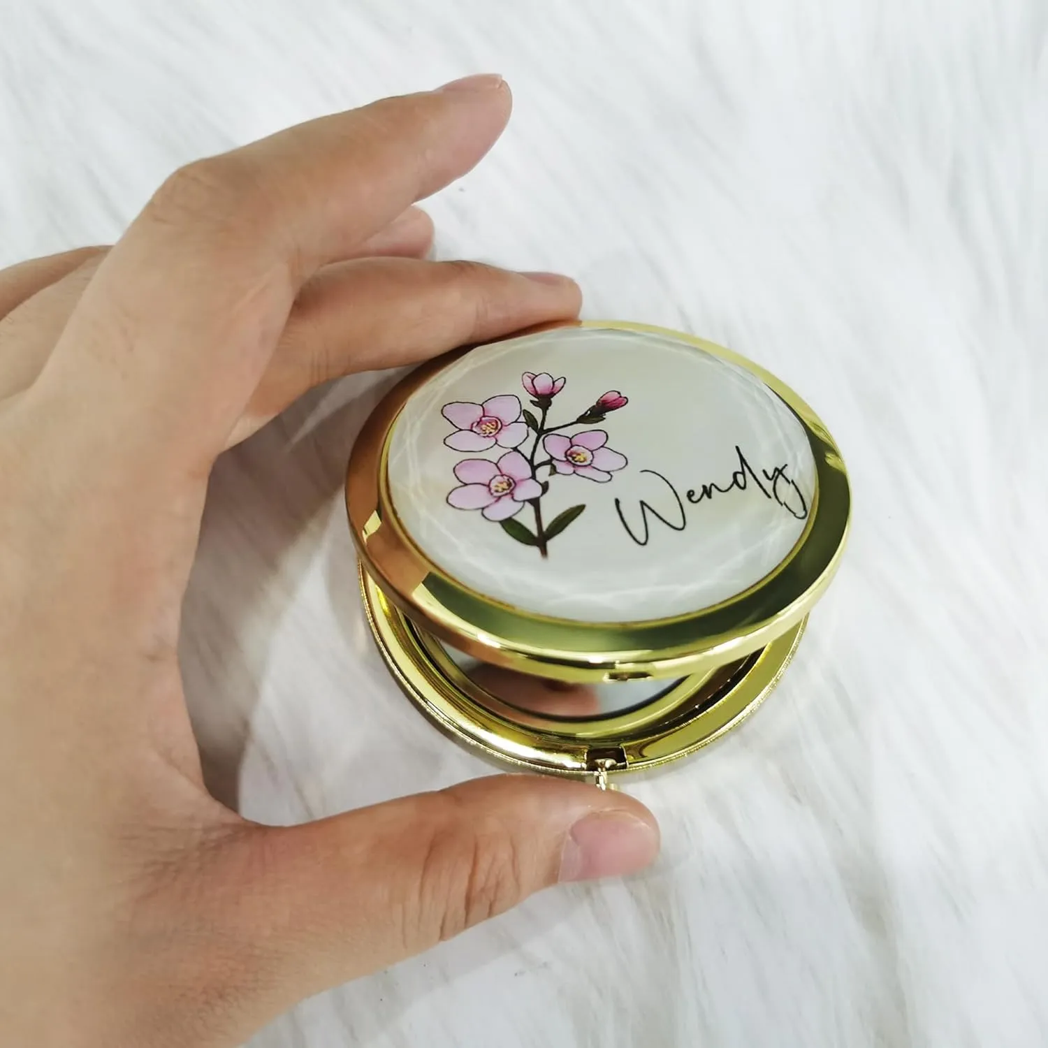 Personalized Name& Birth Flower Compact Mirror,Engraved Travel Pocket Makeup Mirror for Women/Mom,Custom Bridesmaid Gift for Wedding/Birthday/Mothers Day/Christmas-1PC/5PC/10PC