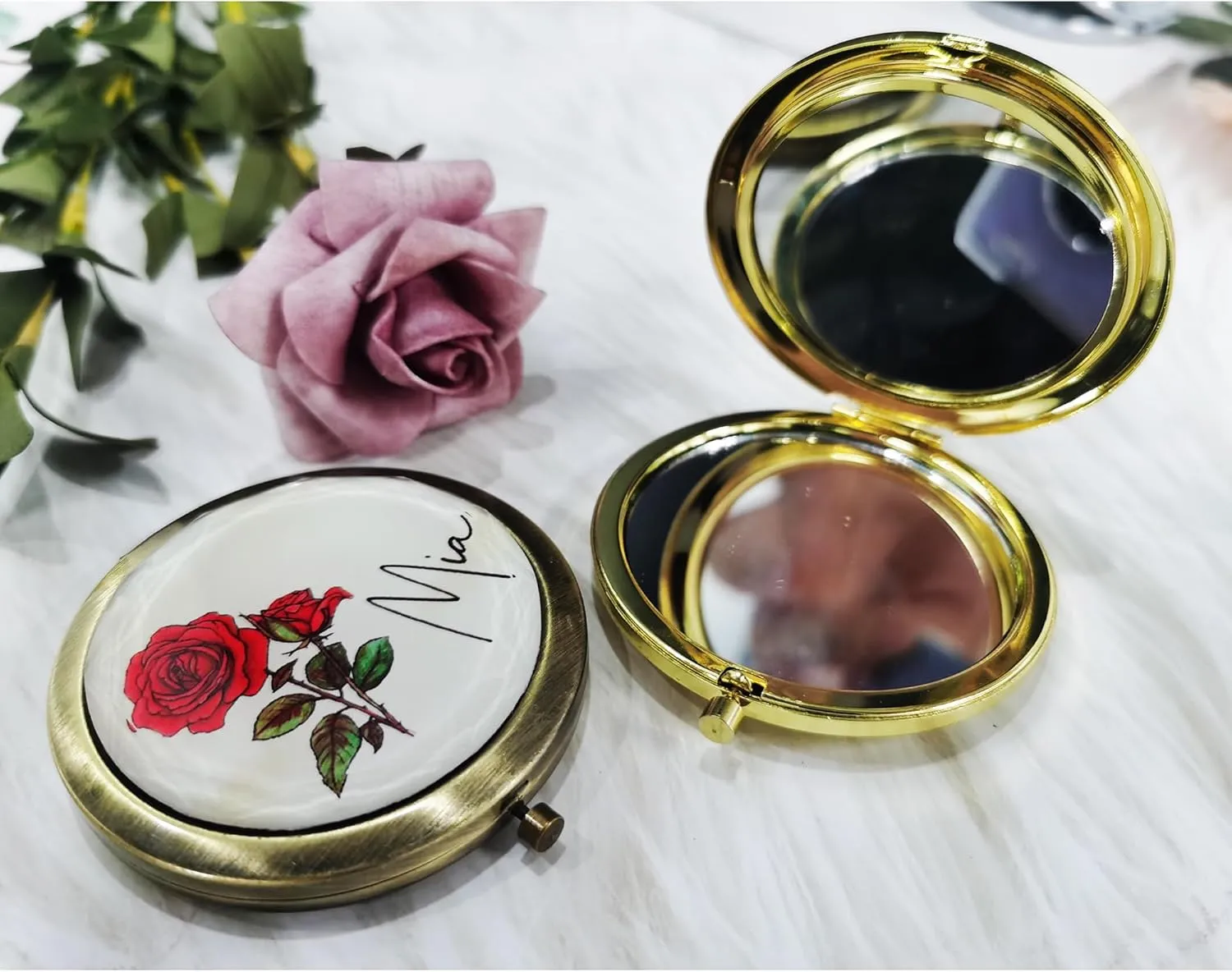 Personalized Name& Birth Flower Compact Mirror,Engraved Travel Pocket Makeup Mirror for Women/Mom,Custom Bridesmaid Gift for Wedding/Birthday/Mothers Day/Christmas-1PC/5PC/10PC