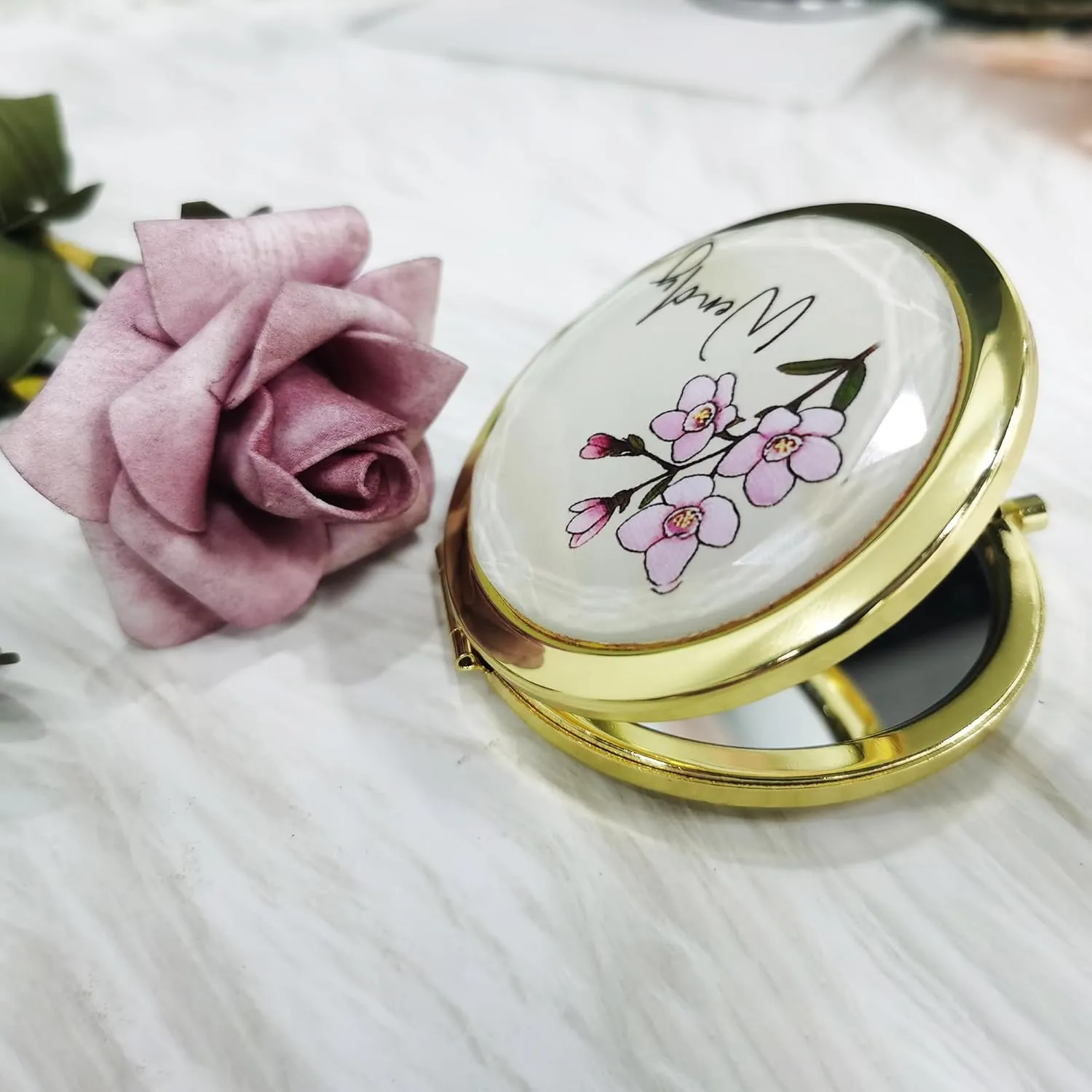 Personalized Name& Birth Flower Compact Mirror,Engraved Travel Pocket Makeup Mirror for Women/Mom,Custom Bridesmaid Gift for Wedding/Birthday/Mothers Day/Christmas-1PC/5PC/10PC