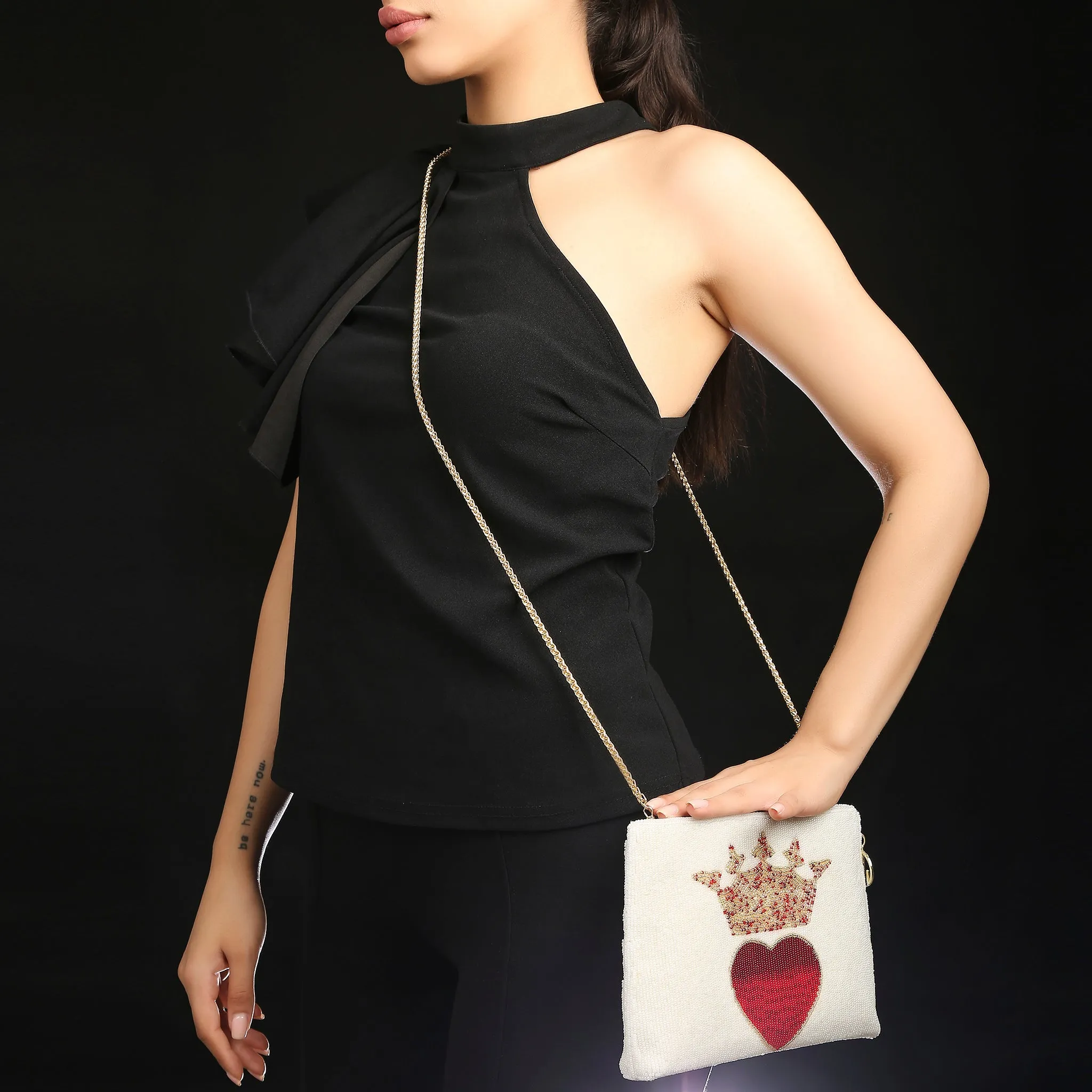 Queen Of Heart Clutch