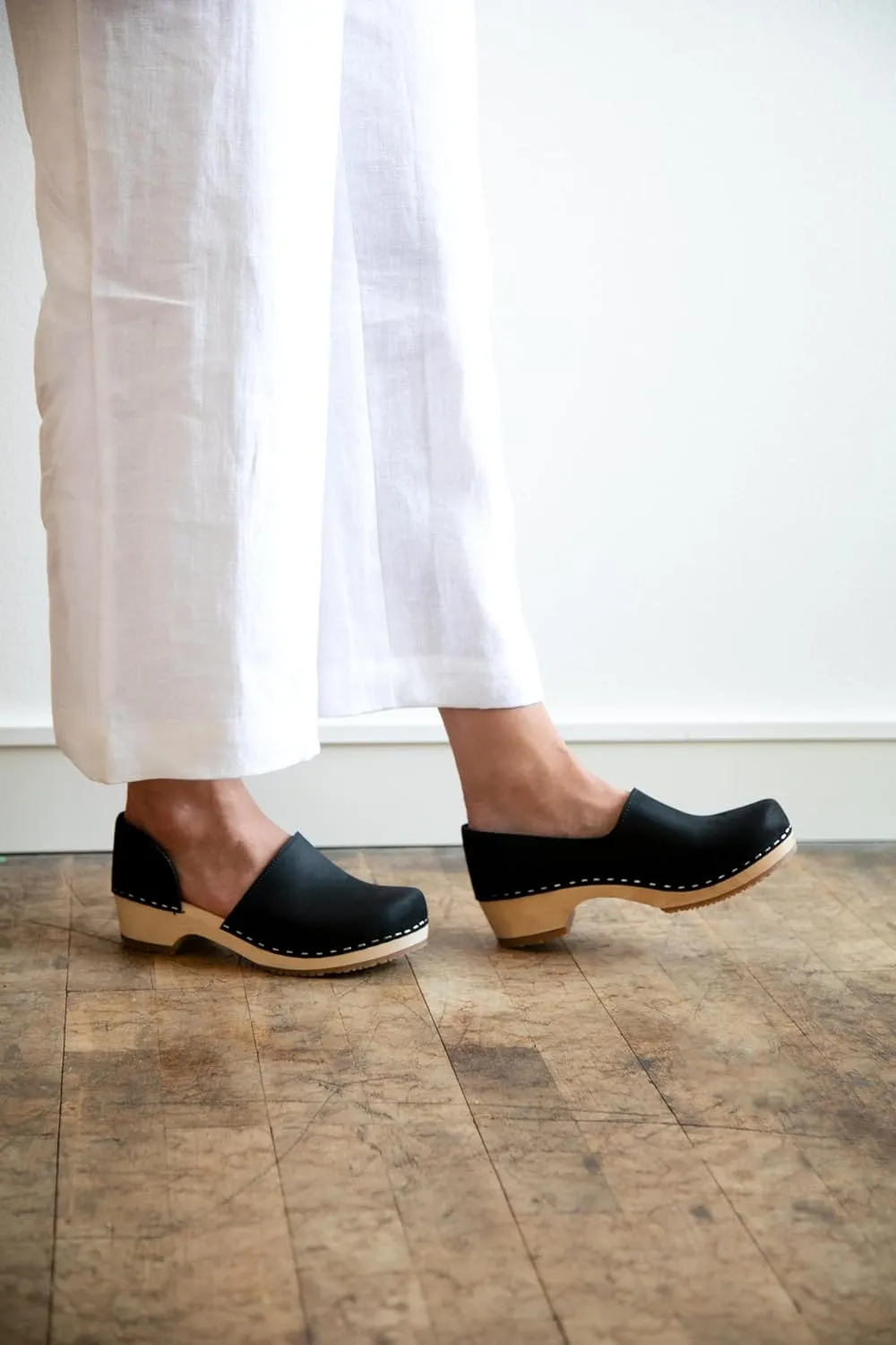 Sandgrens Handmade Swedish Wood Closed-Back Clogs for Women | Brett Low