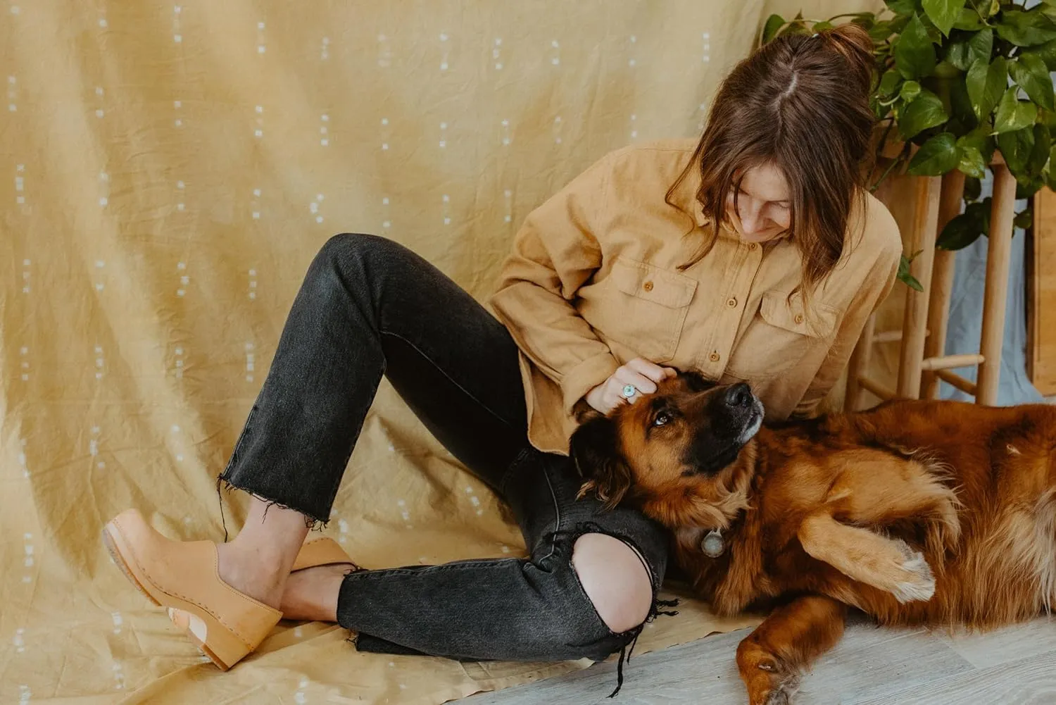 Sandgrens Handmade Swedish Wood Closed-Back Clogs for Women | Brett Low