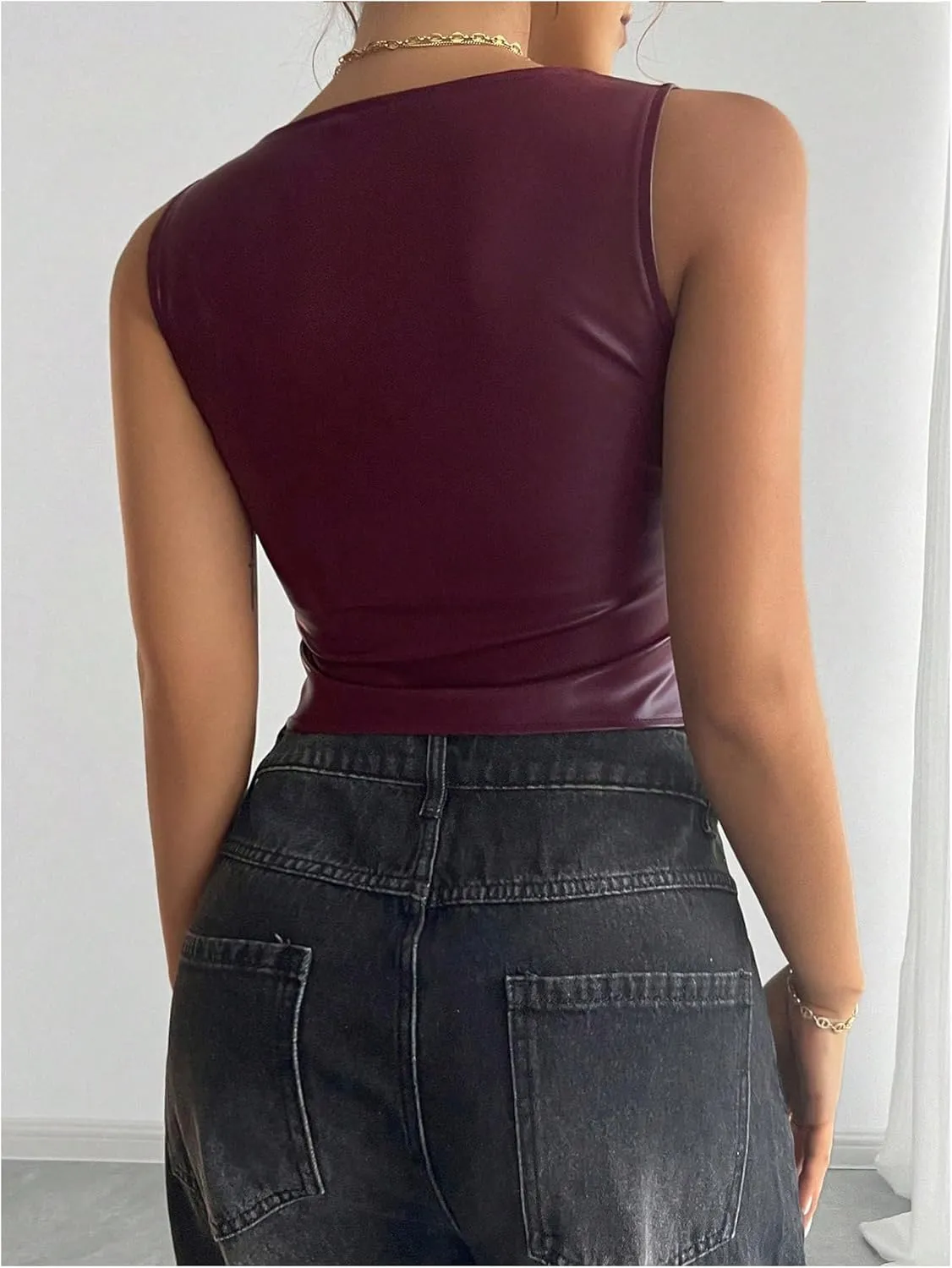 SOLY HUX Women's PU Leather Square Neck Tank Tops Sleeveless Slim Fitted Party Club Crop Top