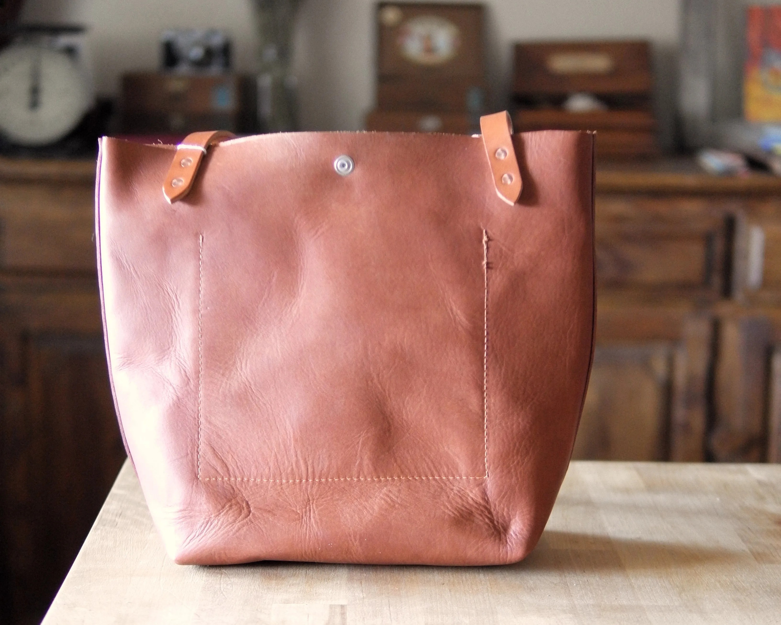 Station Tote - Caramel Shoulder