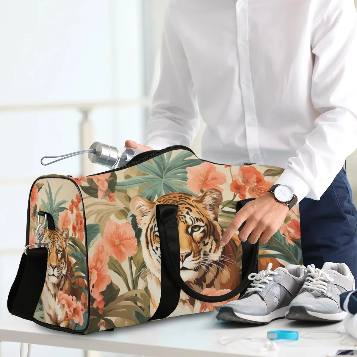 Tiger Print Travel Duffel Bag for Women Men Waterproof Foldable Overnight Weekender Bag Large Capacity Sports Gym Bag