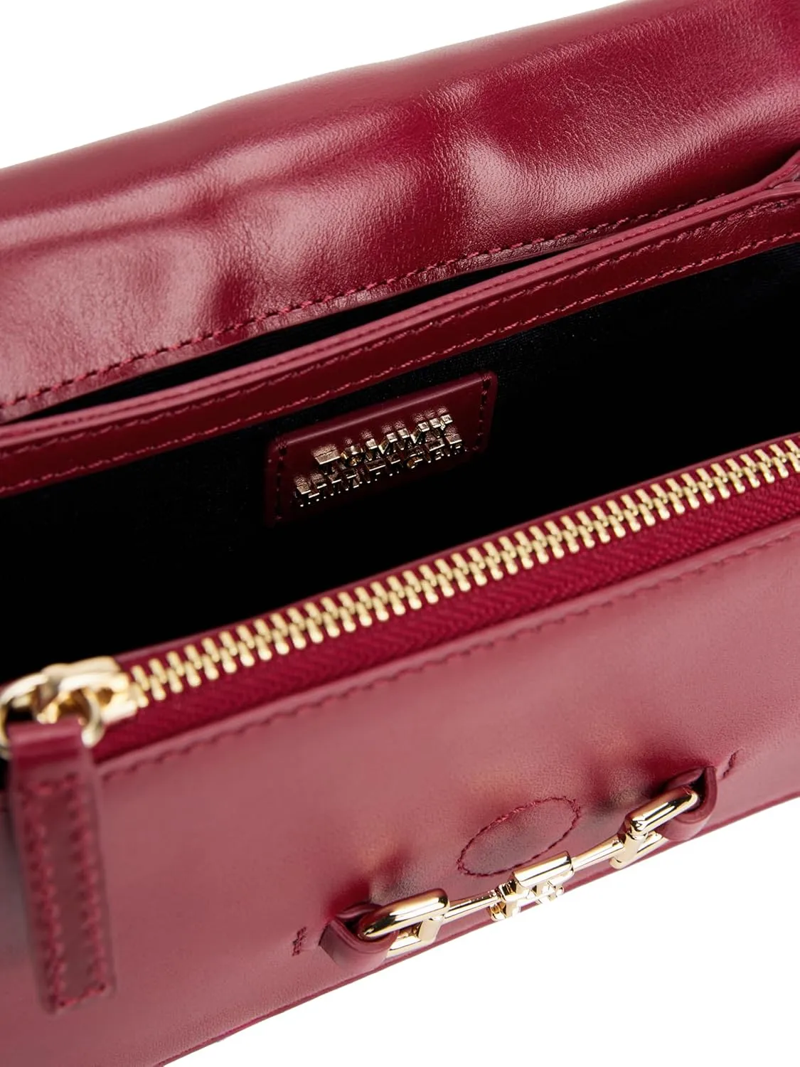 Tommy Hilfiger Heritage Leather Bag with Chain Crossbody Strap