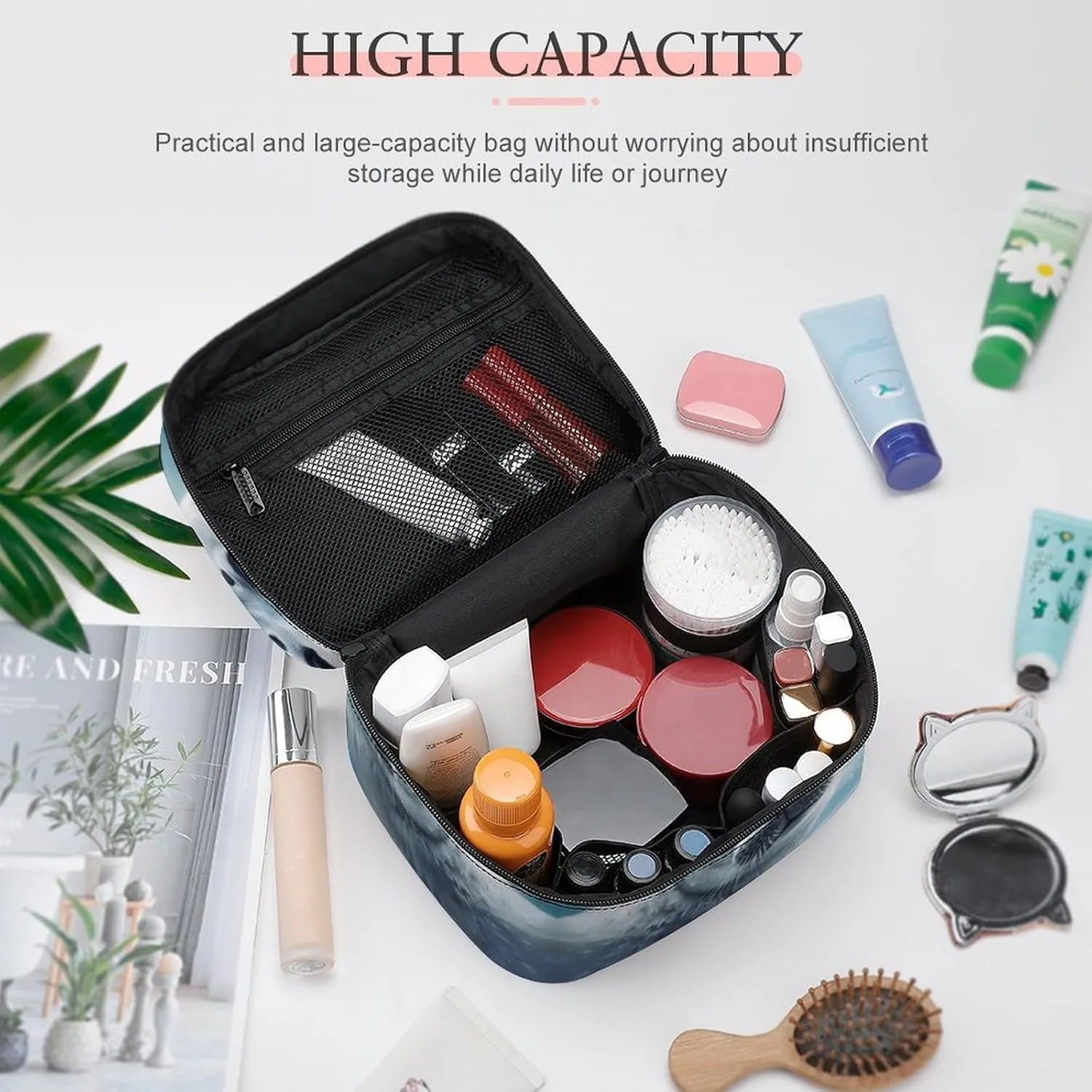 Travel Toiletry Bag for Women And Men,Harp Seal Painting Wallpaper Toiletry Organizer, Makeup Bag Travel Organizer for Shampoo,Toiletries