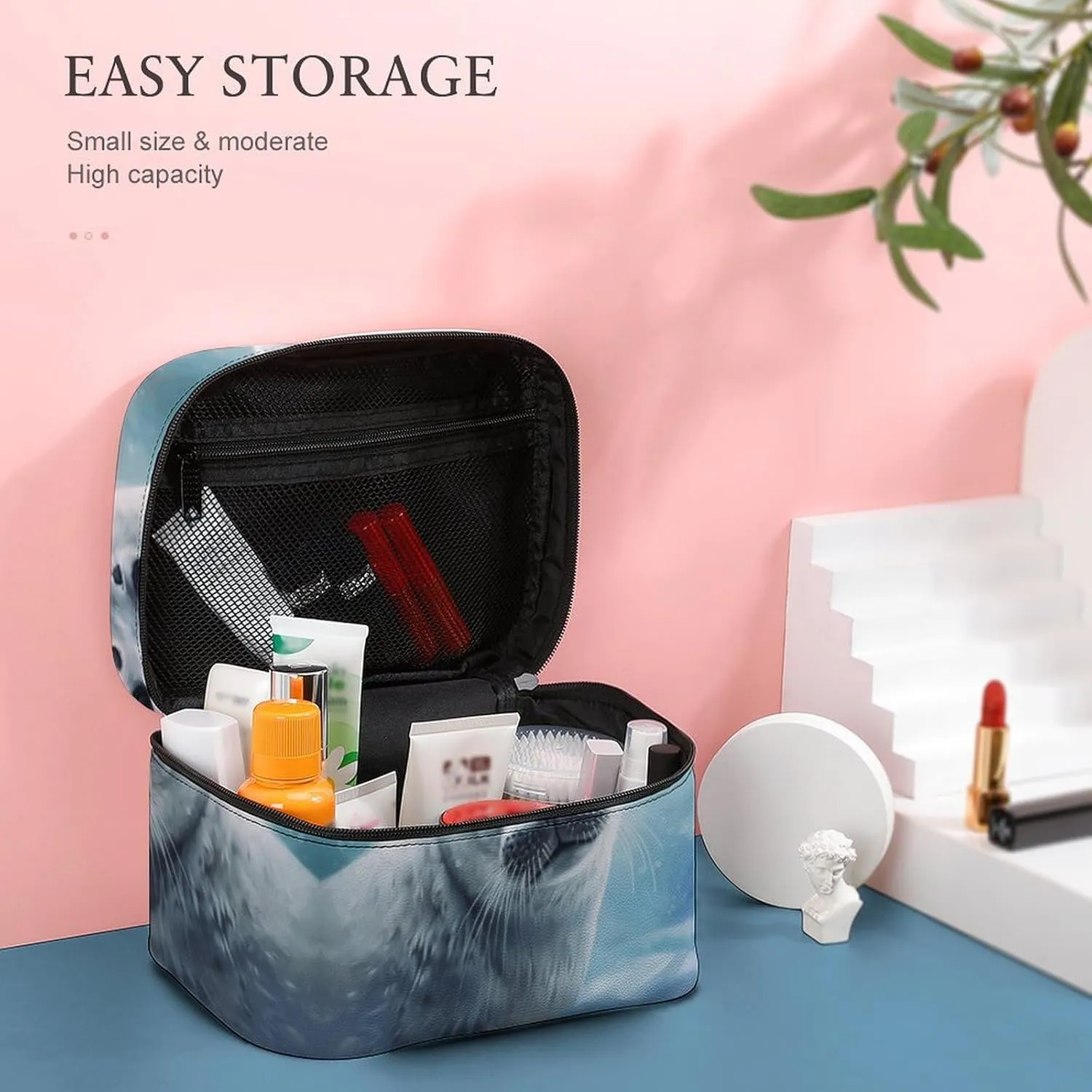 Travel Toiletry Bag for Women And Men,Harp Seal Painting Wallpaper Toiletry Organizer, Makeup Bag Travel Organizer for Shampoo,Toiletries