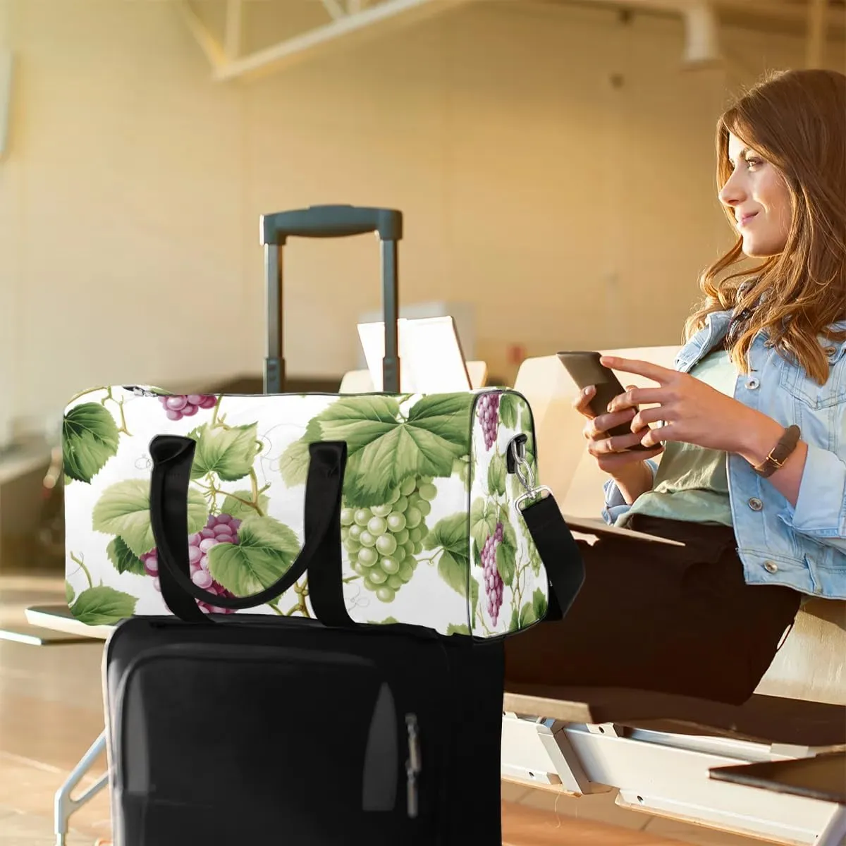 Watercolor Grapes Travel Duffel Bag for Women Men Waterproof Foldable Overnight Weekender Bag Large Capacity Sports Gym Bag