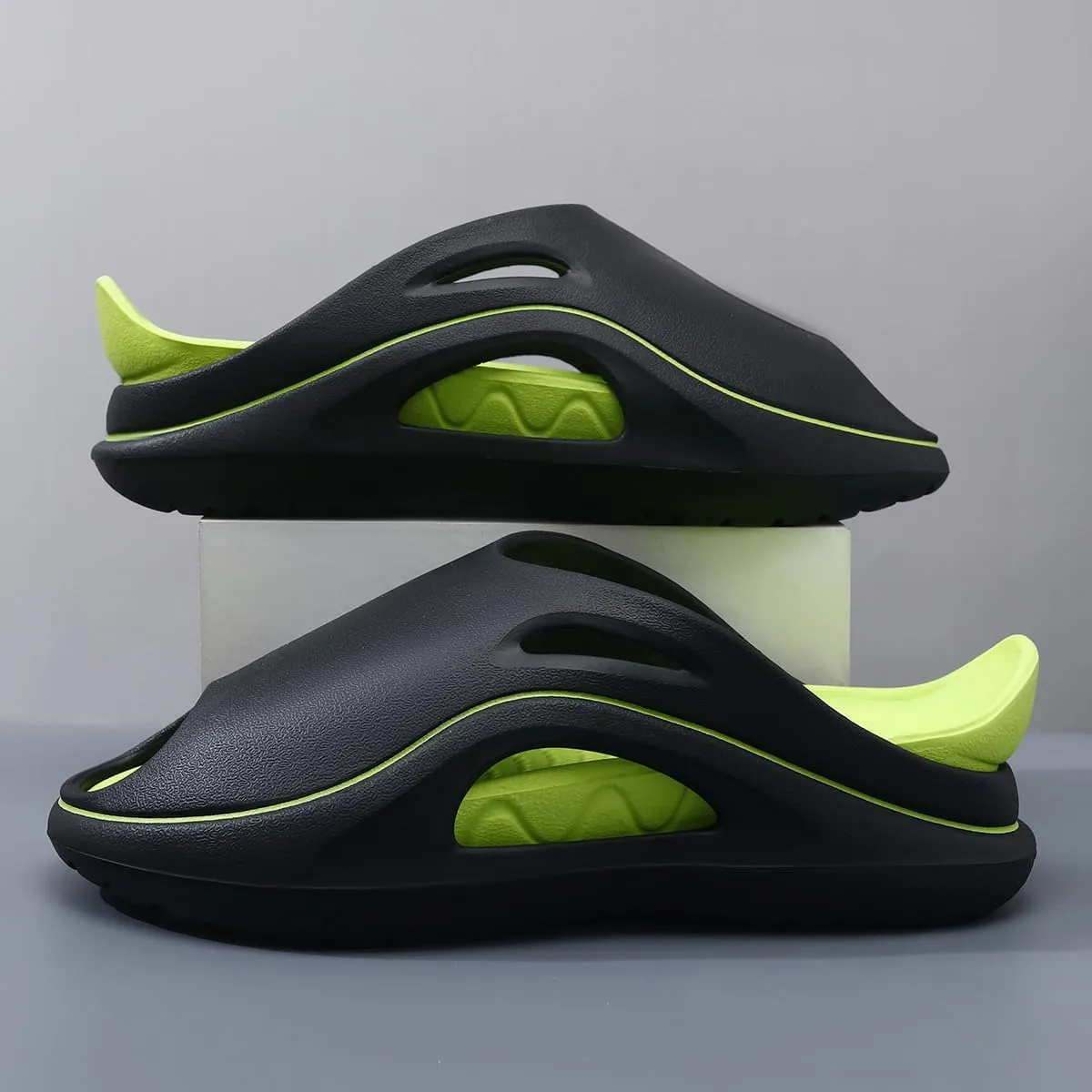 Women's Summer Slippers -Lightweight Cushioning, Fashionable, Anti-slip Sole, Breathable, Suitable for Beach, Gym And Daily Wear.