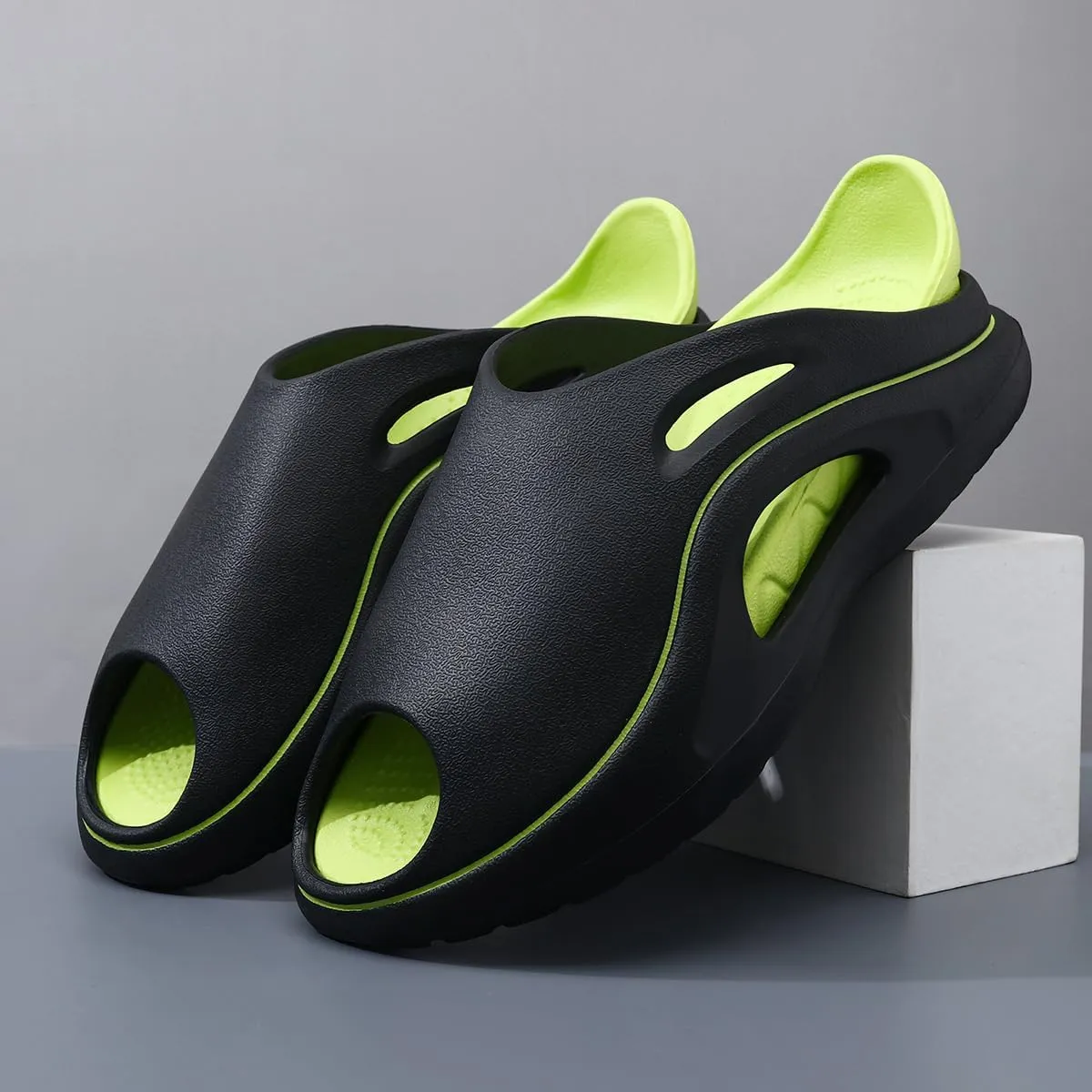 Women's Summer Slippers -Lightweight Cushioning, Fashionable, Anti-slip Sole, Breathable, Suitable for Beach, Gym And Daily Wear.