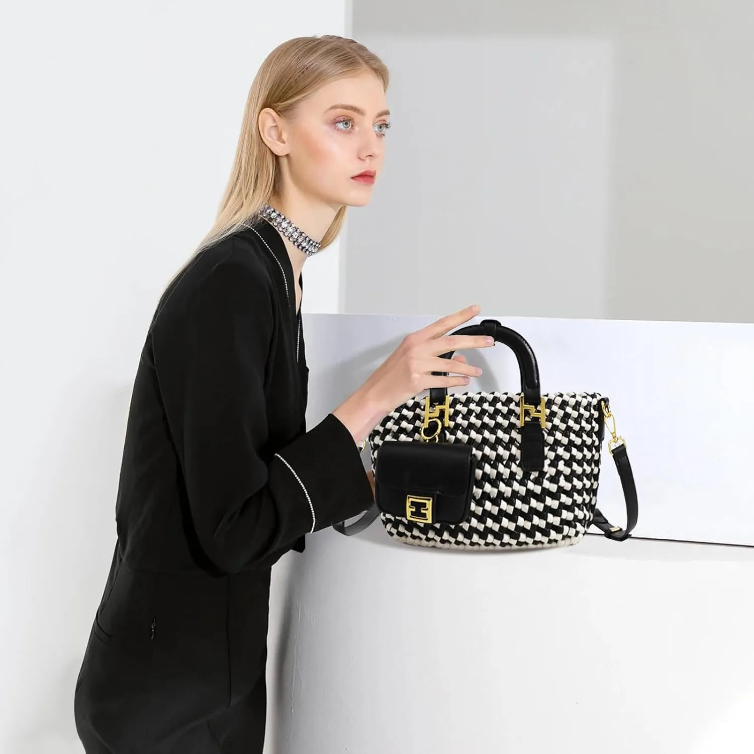 Woven Tote Bag For Women, Fashion Crossbody Shoulder Bag, Casual Top-handle Handbags, and Travel Purses Phone Bag