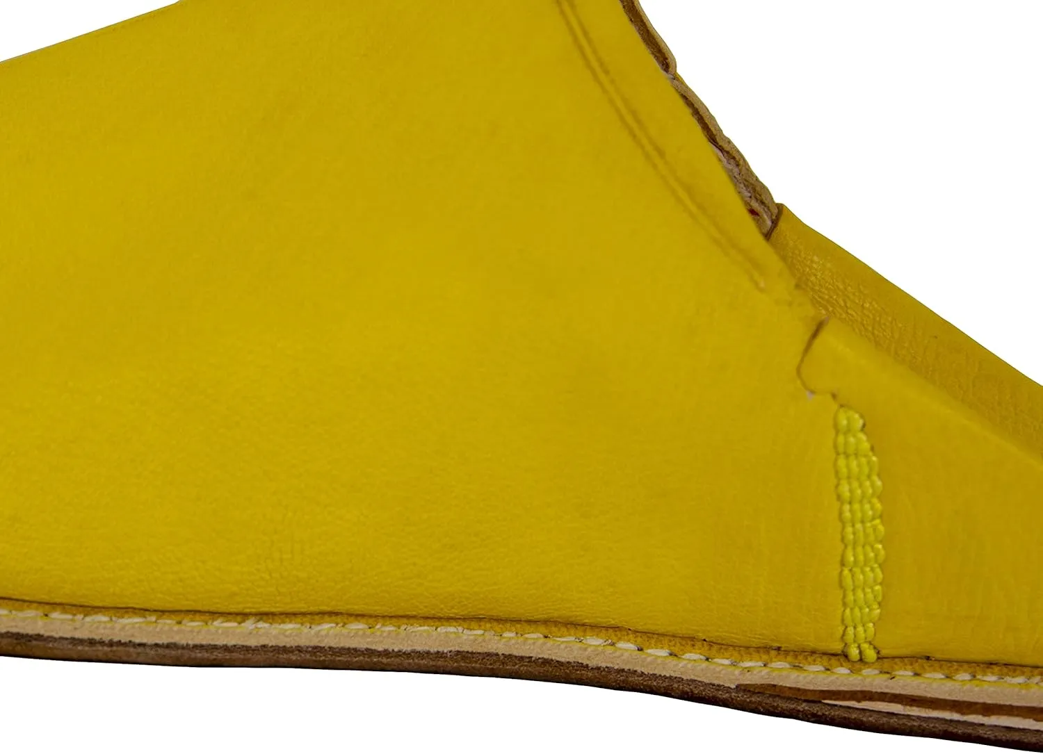 ZIWANIA Art Of Handmade Men's Slippers - Premium Yellow Moroccan Babouche, Classic Pointed Toe, Traditional Leather, Emblematic